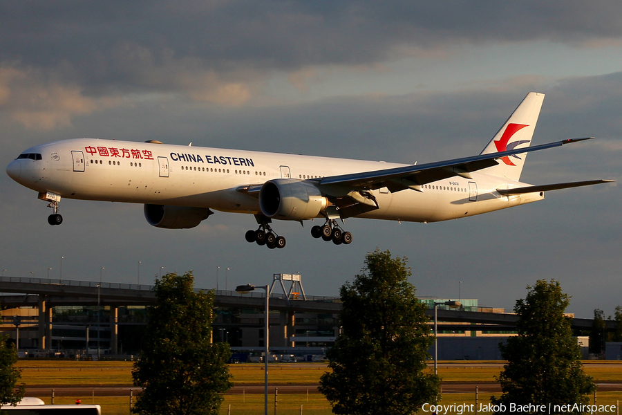 China Eastern Airlines Boeing 777-39P(ER) (B-2021) | Photo 187372