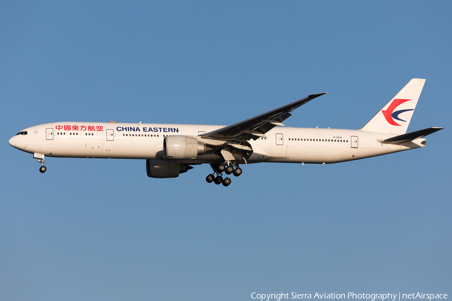 China Eastern Airlines Boeing 777-39P(ER) (B-2022) | Photo 328894