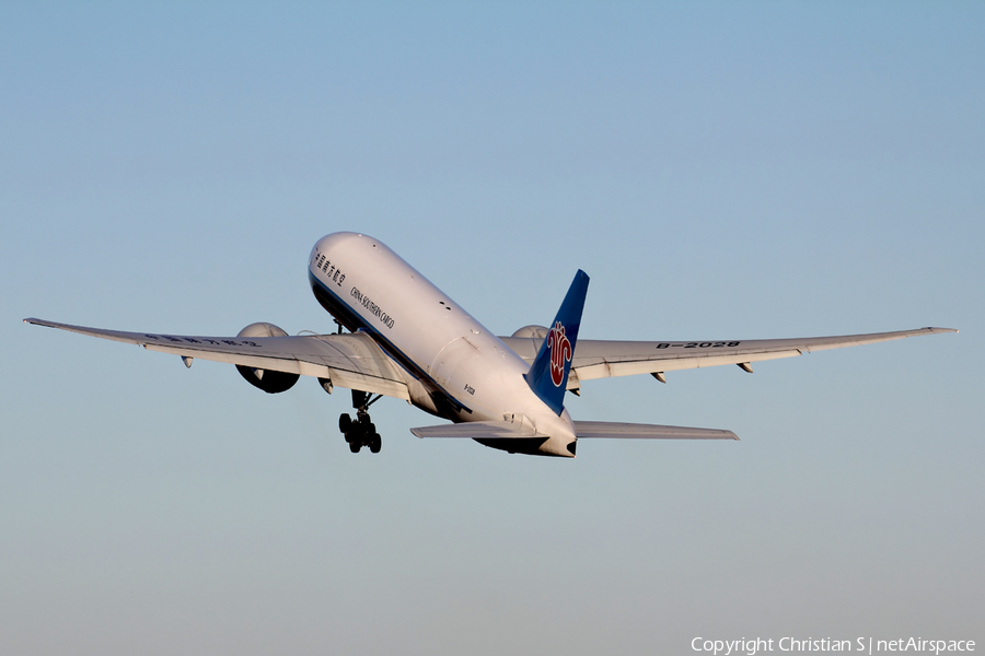 China Southern Cargo Boeing 777-F1B (B-2028) | Photo 96158