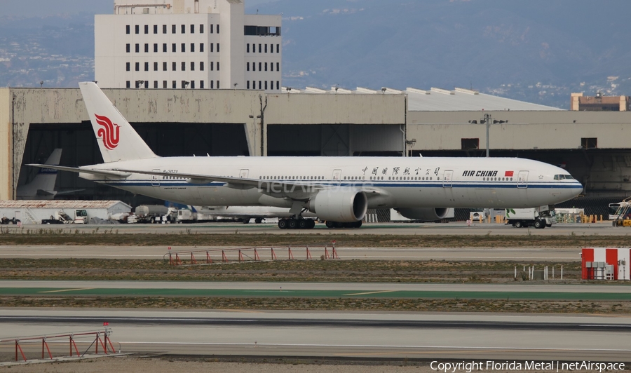 Air China Boeing 777-39L(ER) (B-2031) | Photo 328077