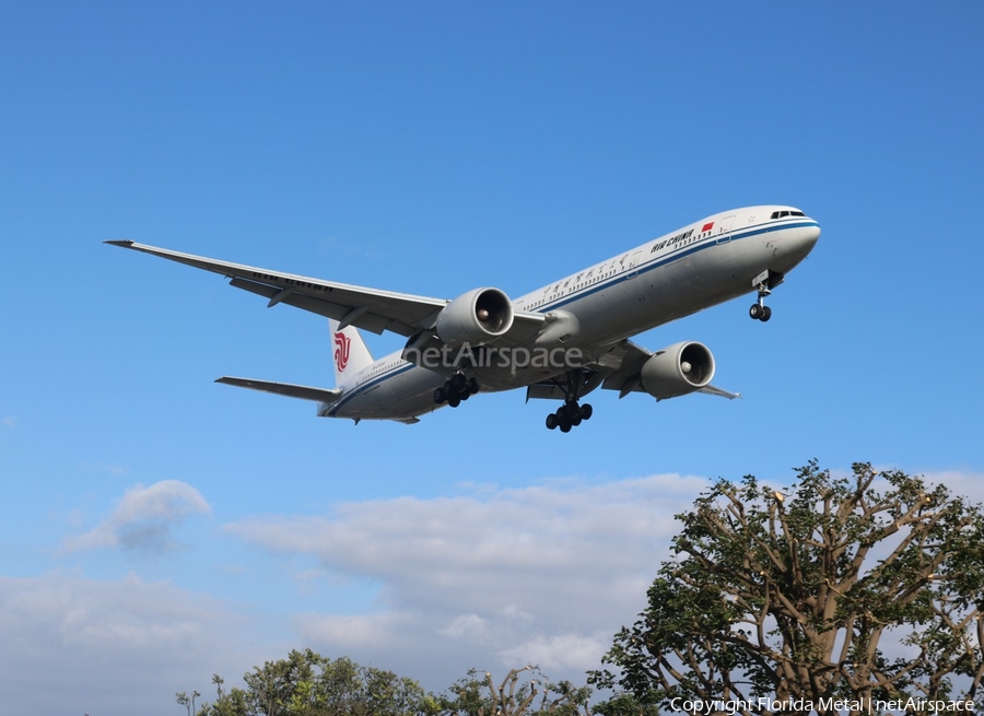 Air China Boeing 777-39L(ER) (B-2033) | Photo 435156