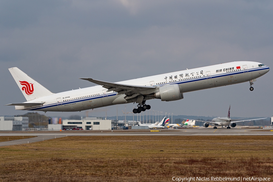 Air China Boeing 777-39L(ER) (B-2036) | Photo 665071