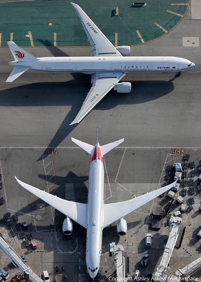 Air China Boeing 777-39L(ER) (B-2037) | Photo 204793