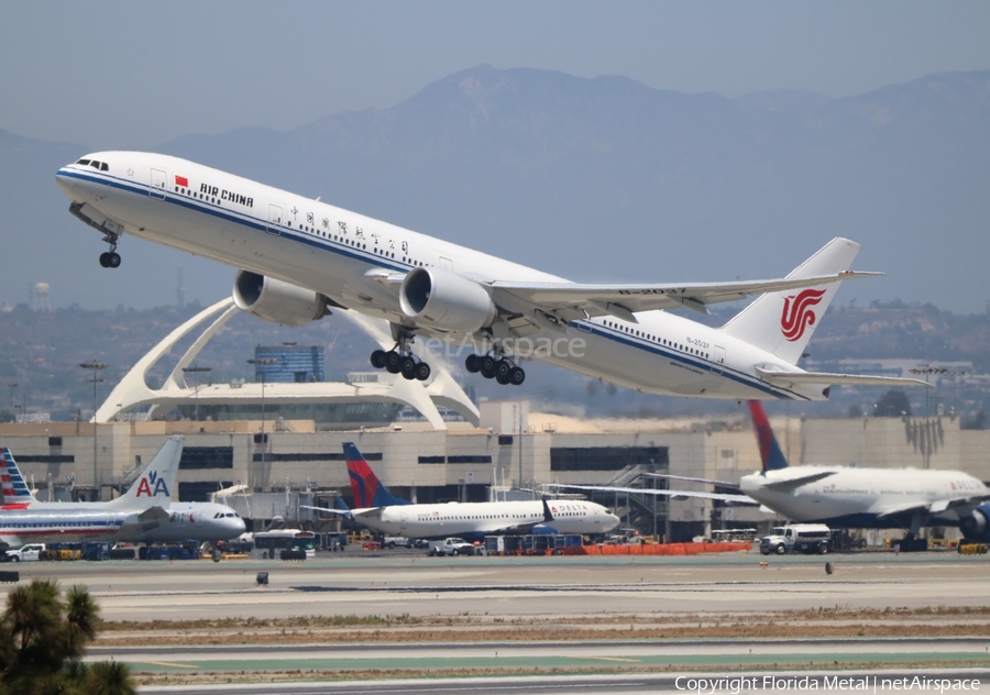Air China Boeing 777-39L(ER) (B-2037) | Photo 296370