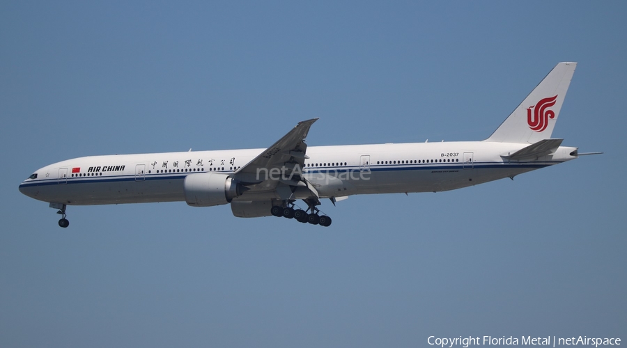 Air China Boeing 777-39L(ER) (B-2037) | Photo 435160