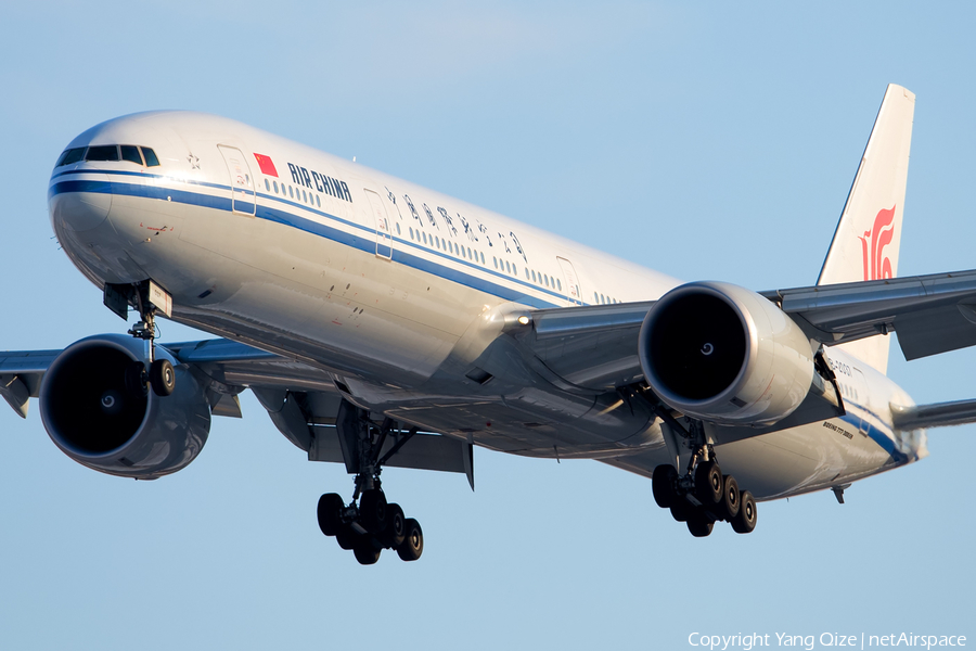 Air China Boeing 777-39L(ER) (B-2037) | Photo 174063