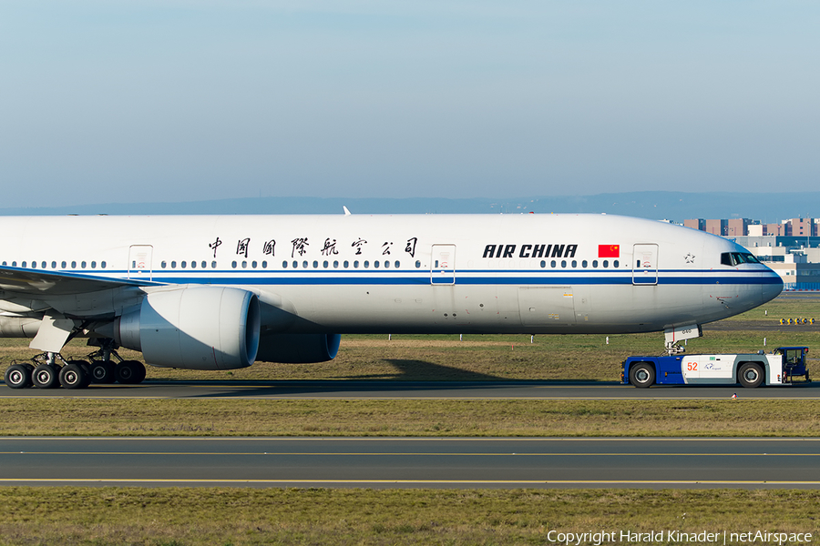 Air China Boeing 777-39L(ER) (B-2040) | Photo 298656