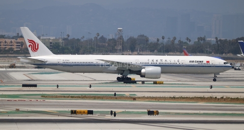 Air China Boeing 777-39L(ER) (B-2040) at  Los Angeles - International, United States