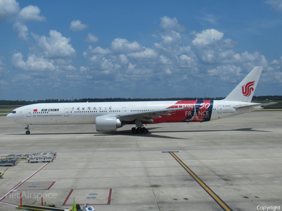Air China Boeing 777-39L(ER) (B-2047) | Photo 343142