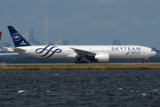 China Southern Airlines Boeing 777-31B(ER) (B-2049) at  New York - John F. Kennedy International, United States