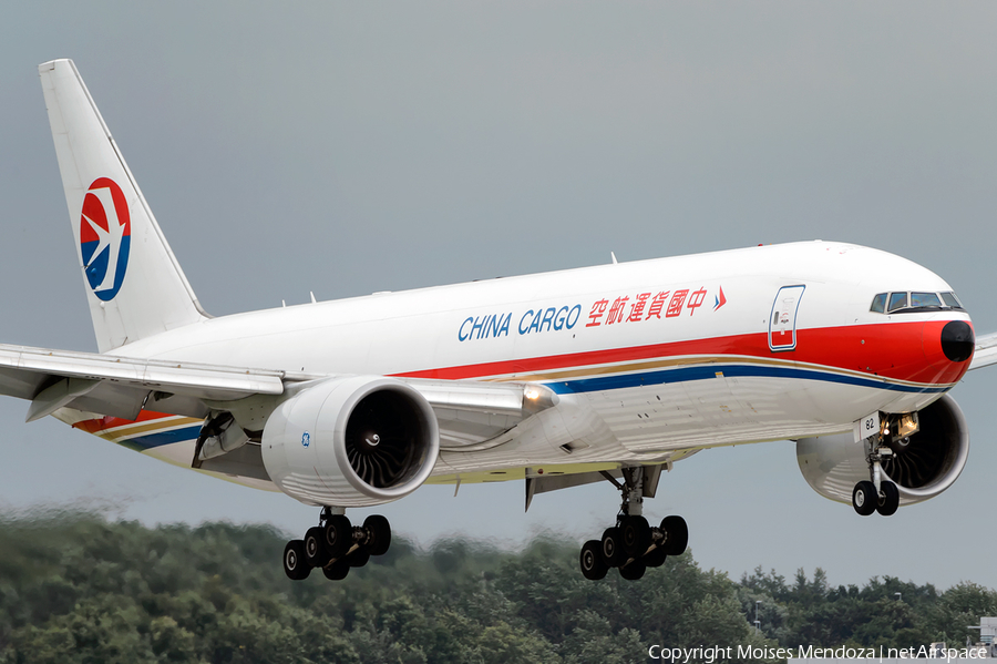 China Cargo Airlines Boeing 777-F6N (B-2082) | Photo 117016