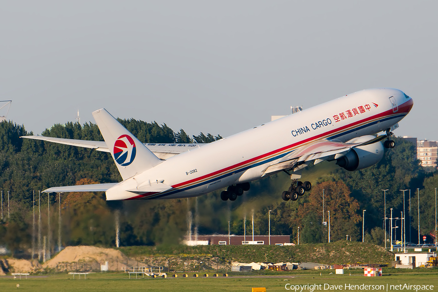 China Cargo Airlines Boeing 777-F6N (B-2082) | Photo 32798