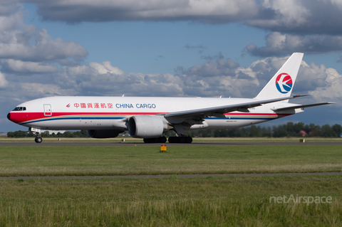 China Cargo Airlines Boeing 777-F6N (B-2082) at  Amsterdam - Schiphol, Netherlands