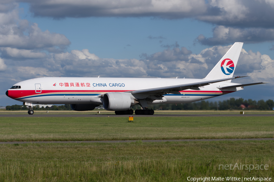 China Cargo Airlines Boeing 777-F6N (B-2082) | Photo 393827