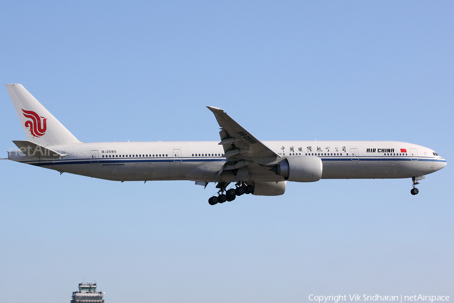 Air China Boeing 777-39L(ER) (B-2085) | Photo 8197