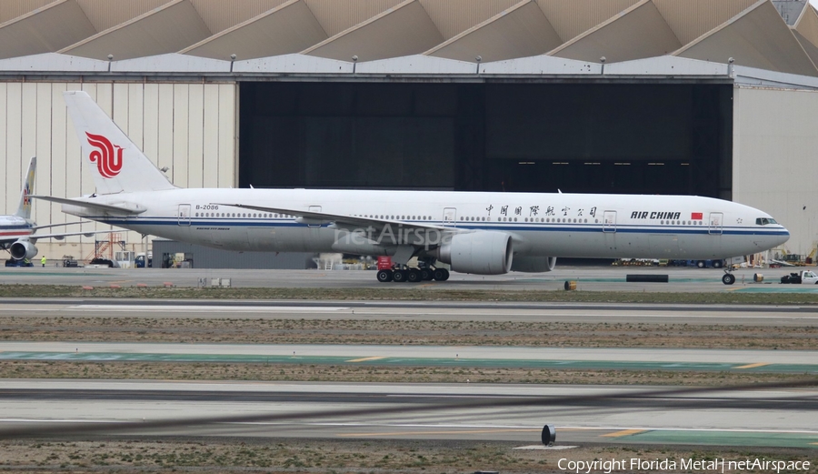 Air China Boeing 777-39L(ER) (B-2086) | Photo 552312