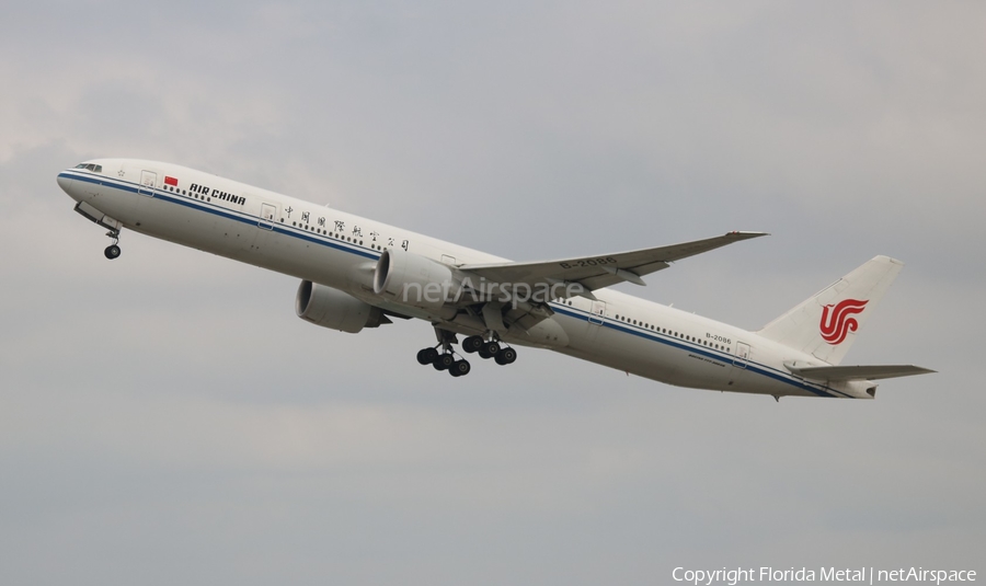 Air China Boeing 777-39L(ER) (B-2086) | Photo 552313