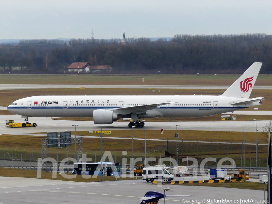 Air China Boeing 777-39L(ER) (B-2087) | Photo 364495