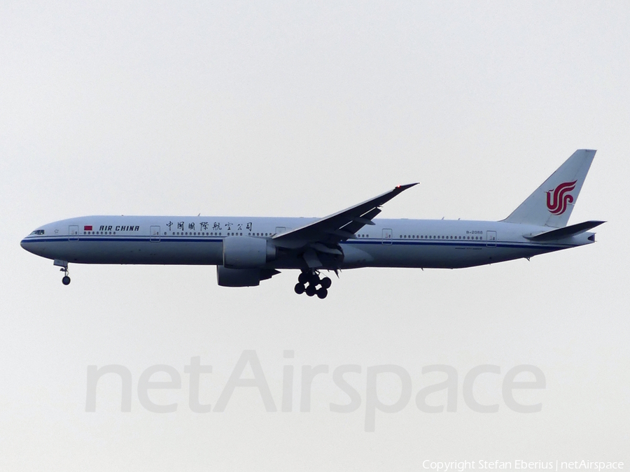 Air China Boeing 777-39L(ER) (B-2088) | Photo 648896