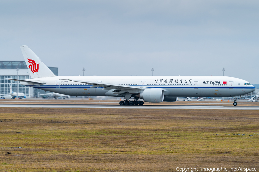Air China Boeing 777-39L(ER) (B-2088) | Photo 672941