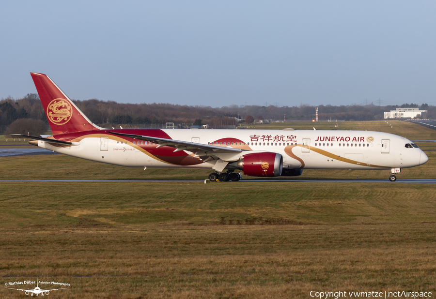 Juneyao Airlines Boeing 787-9 Dreamliner (B-208A) | Photo 489496
