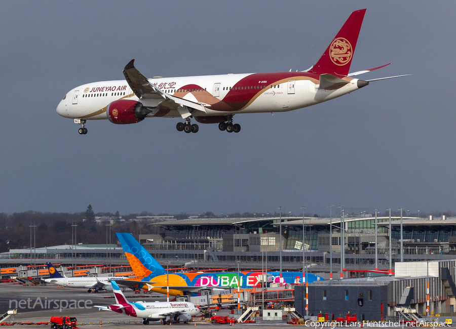 Juneyao Airlines Boeing 787-9 Dreamliner (B-208A) | Photo 490167