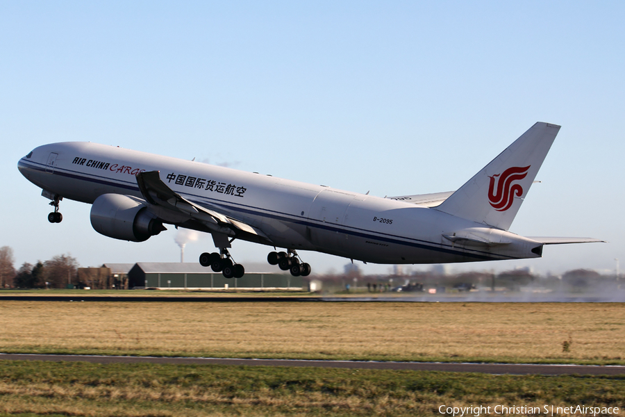 Air China Cargo Boeing 777-FFT (B-2095) | Photo 97171