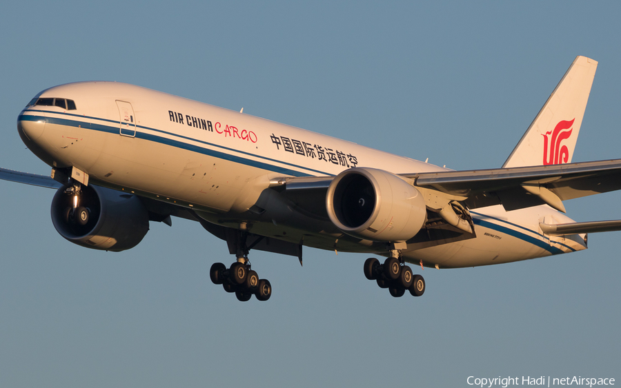 Air China Cargo Boeing 777-FFT (B-2098) | Photo 125160