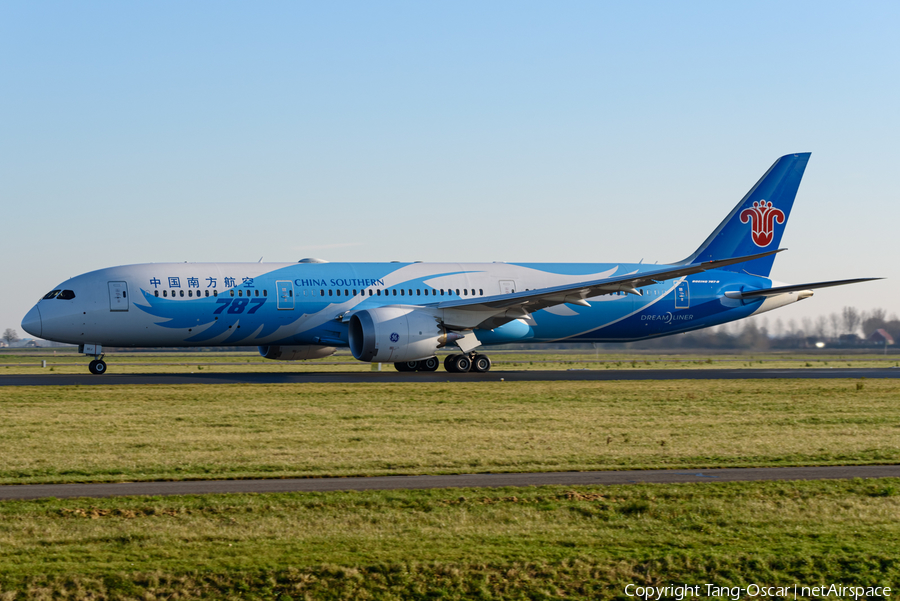China Southern Airlines Boeing 787-9 Dreamliner (B-20CJ) | Photo 369133