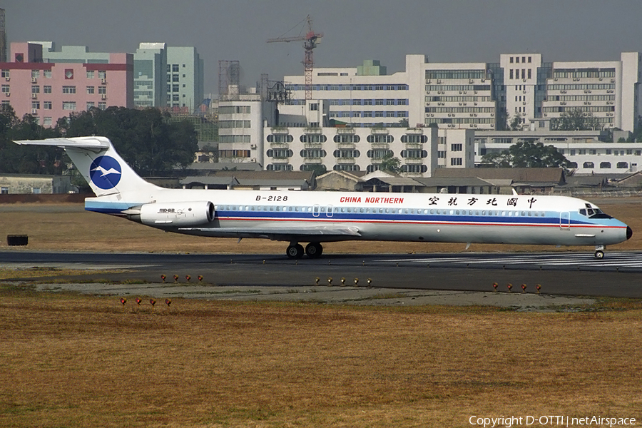 China Northern Airlines McDonnell Douglas MD-82 (B-2128) | Photo 163024