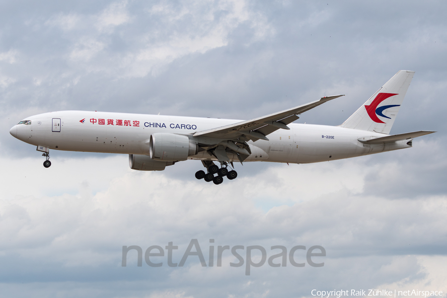China Cargo Airlines Boeing 777-F6N (B-220E) | Photo 582446