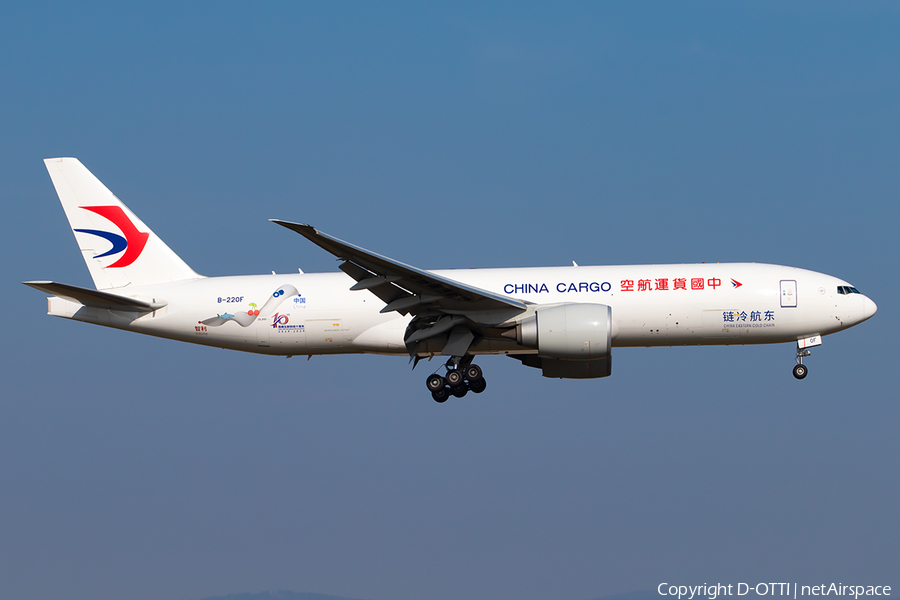 China Cargo Airlines Boeing 777-F6N (B-220F) | Photo 671937