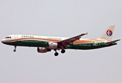 China Eastern Airlines Airbus A321-211 (B-2290) at  Beijing - Capital, China