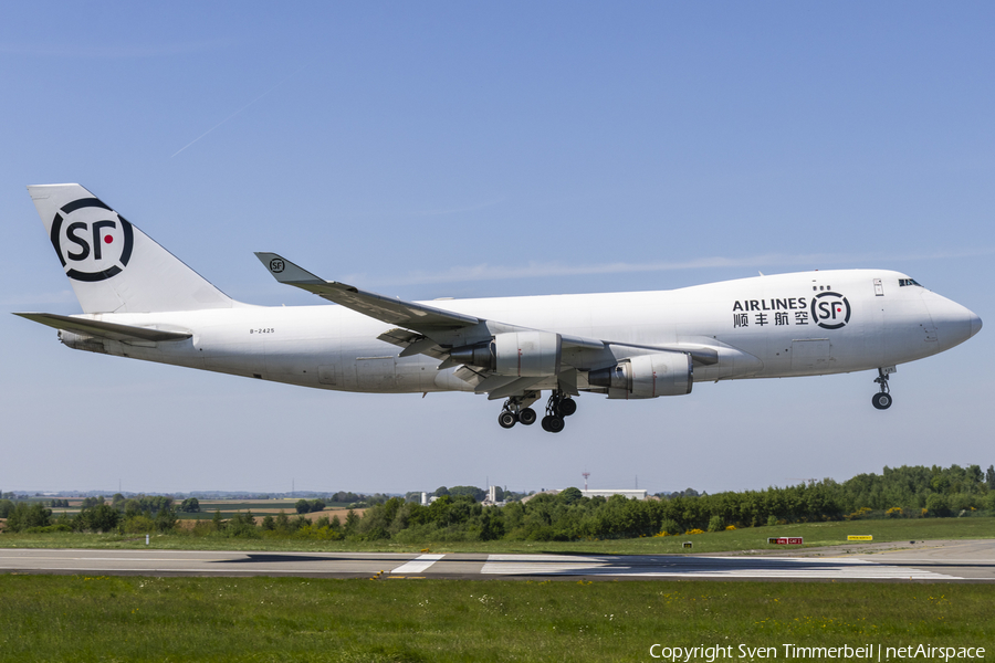 SF Airlines Boeing 747-40B(ERF/SCD) (B-2425) | Photo 678926