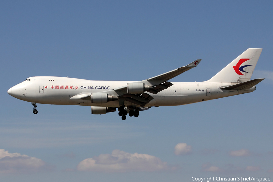 China Cargo Airlines Boeing 747-40BERF (B-2426) | Photo 386069