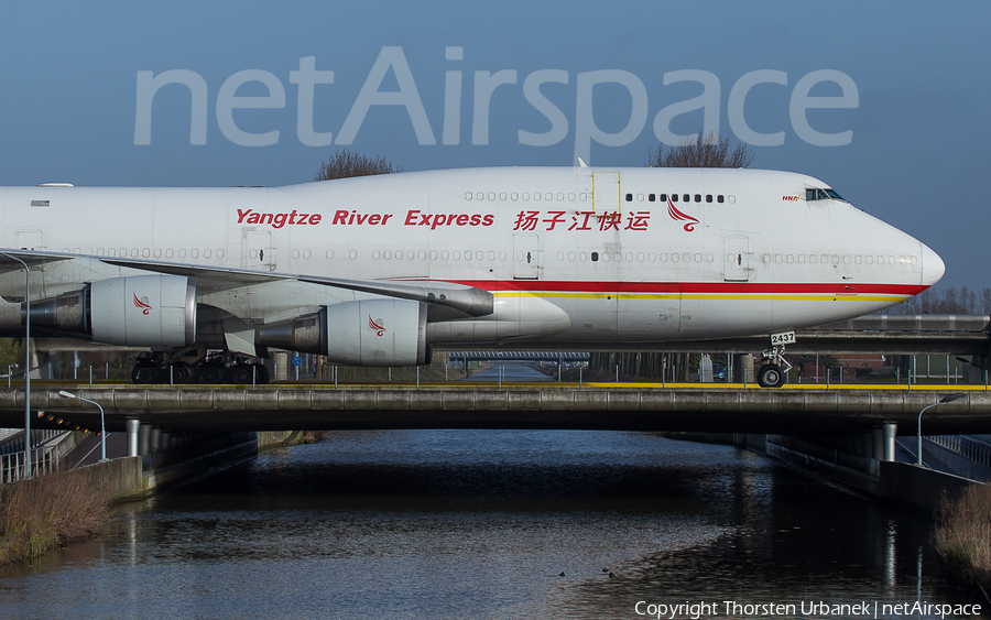 Yangtze River Express Boeing 747-481(BDSF) (B-2437) | Photo 116397