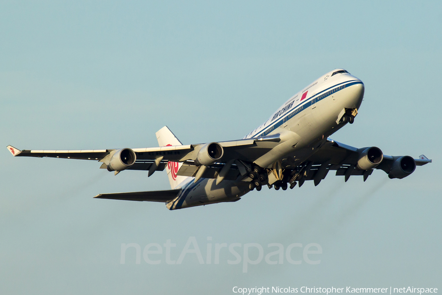 Air China Boeing 747-4J6 (B-2445) | Photo 158778