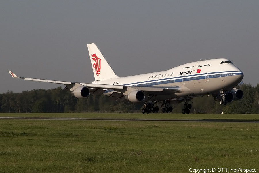 Air China Boeing 747-4J6 (B-2447) | Photo 139326