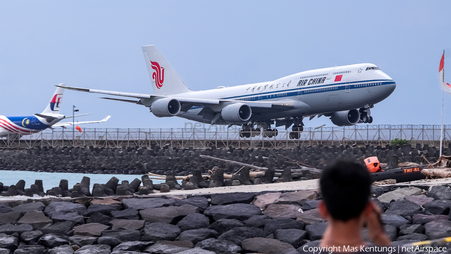 Air China Boeing 747-89L (B-2482) | Photo 537285