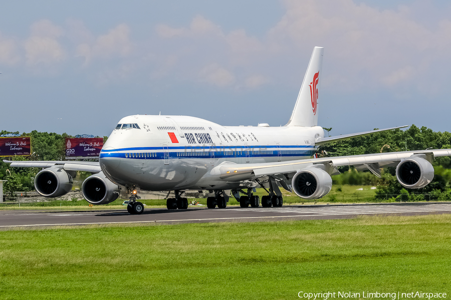 Air China Boeing 747-89L (B-2482) | Photo 537930