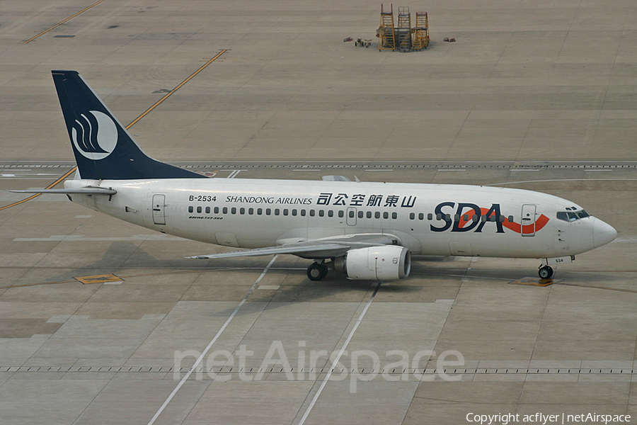Shandong Airlines Boeing 737-3Y0 (B-2534) | Photo 160634