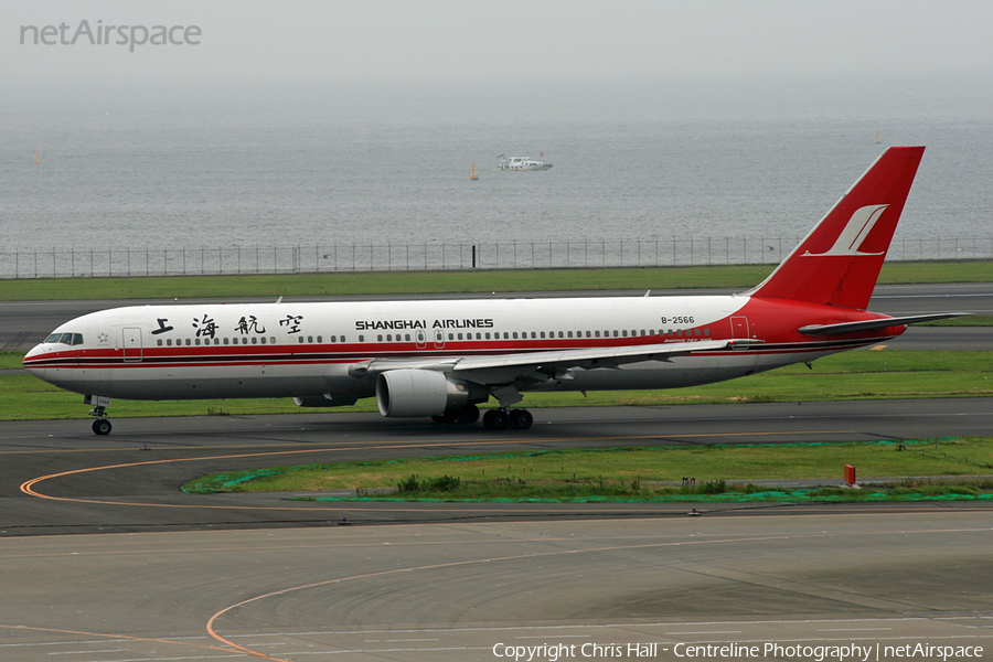 Shanghai Airlines Boeing 767-36D(ER) (B-2566) | Photo 7849