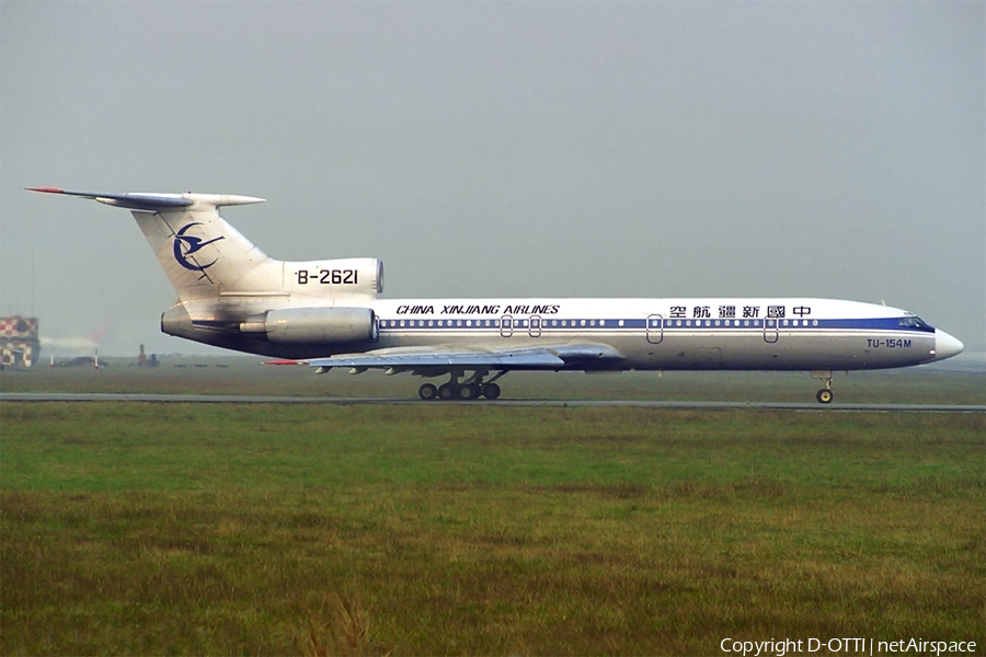 China Xinjiang Airlines Tupolev Tu-154M (B-2621) | Photo 290854