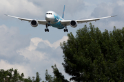 China Southern Airlines Boeing 787-8 Dreamliner (B-2727) at  London - Heathrow, United Kingdom