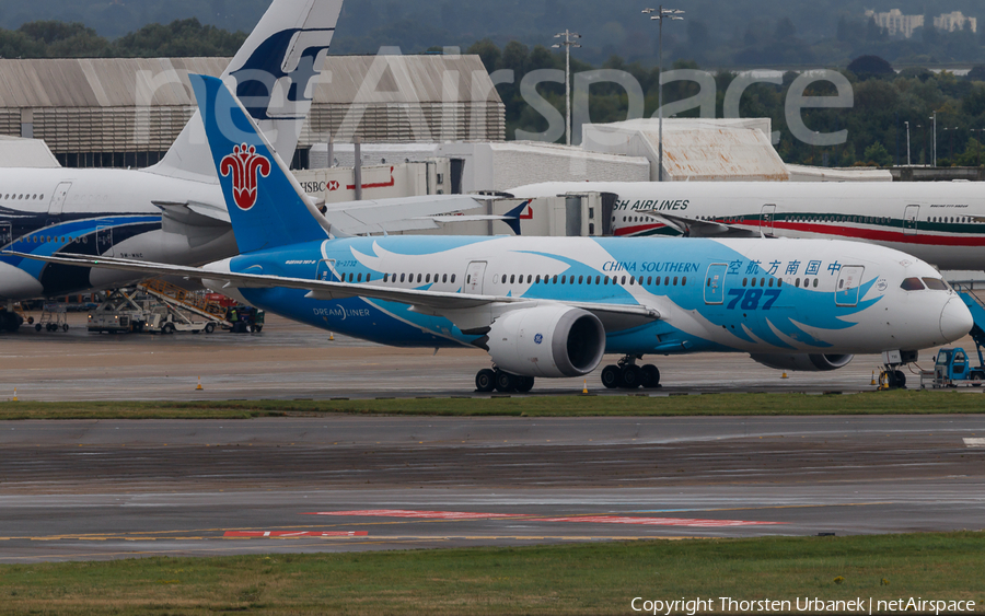 China Southern Airlines Boeing 787-8 Dreamliner (B-2732) | Photo 188027