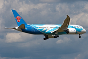 China Southern Airlines Boeing 787-8 Dreamliner (B-2732) at  London - Heathrow, United Kingdom