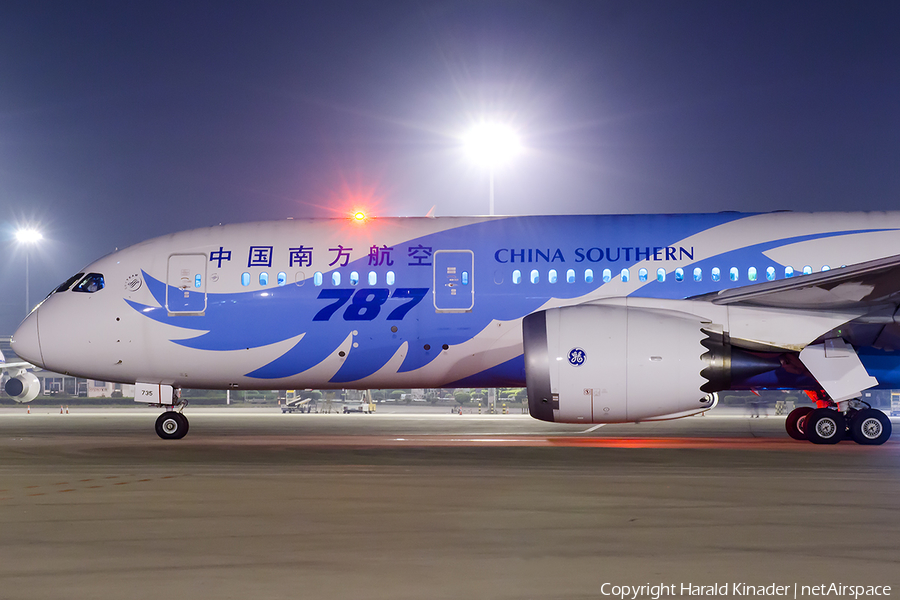 China Southern Airlines Boeing 787-8 Dreamliner (B-2735) | Photo 307269