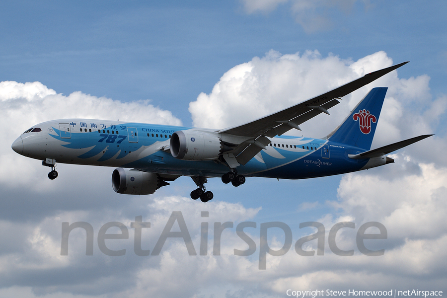 China Southern Airlines Boeing 787-8 Dreamliner (B-2735) | Photo 79734