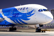 China Southern Airlines Boeing 787-8 Dreamliner (B-2736) at  Guangzhou - Baiyun, China