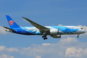 China Southern Airlines Boeing 787-8 Dreamliner (B-2737) at  London - Heathrow, United Kingdom